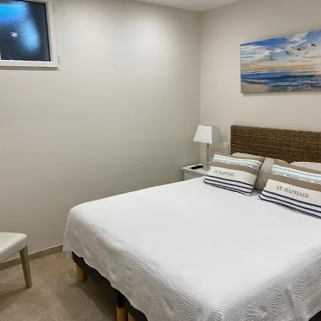 Chambres D'Hotes Les Amandiers Saint-Tropez Esterno foto