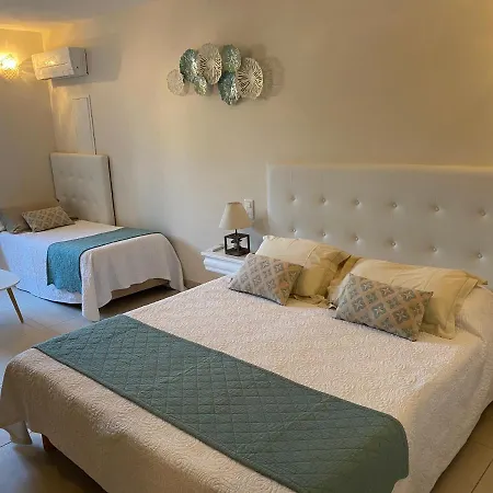 Chambres D'Hotes Les Amandiers Saint-Tropez Esterno foto