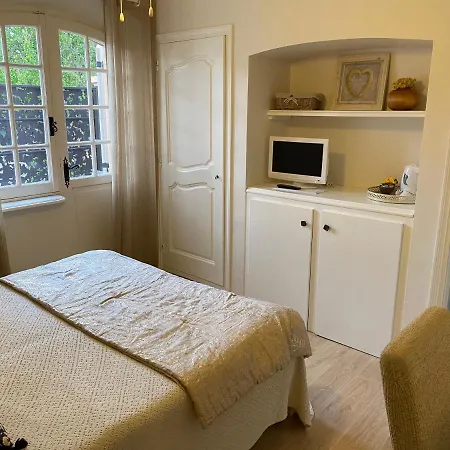 Chambres D'Hotes Les Amandiers Saint-Tropez Esterno foto