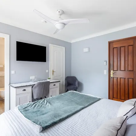 Chambres D'Hotes Les Amandiers Saint-Tropez Esterno foto