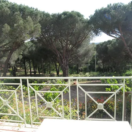 Chambres D'Hotes Les Amandiers Saint-Tropez Esterno foto